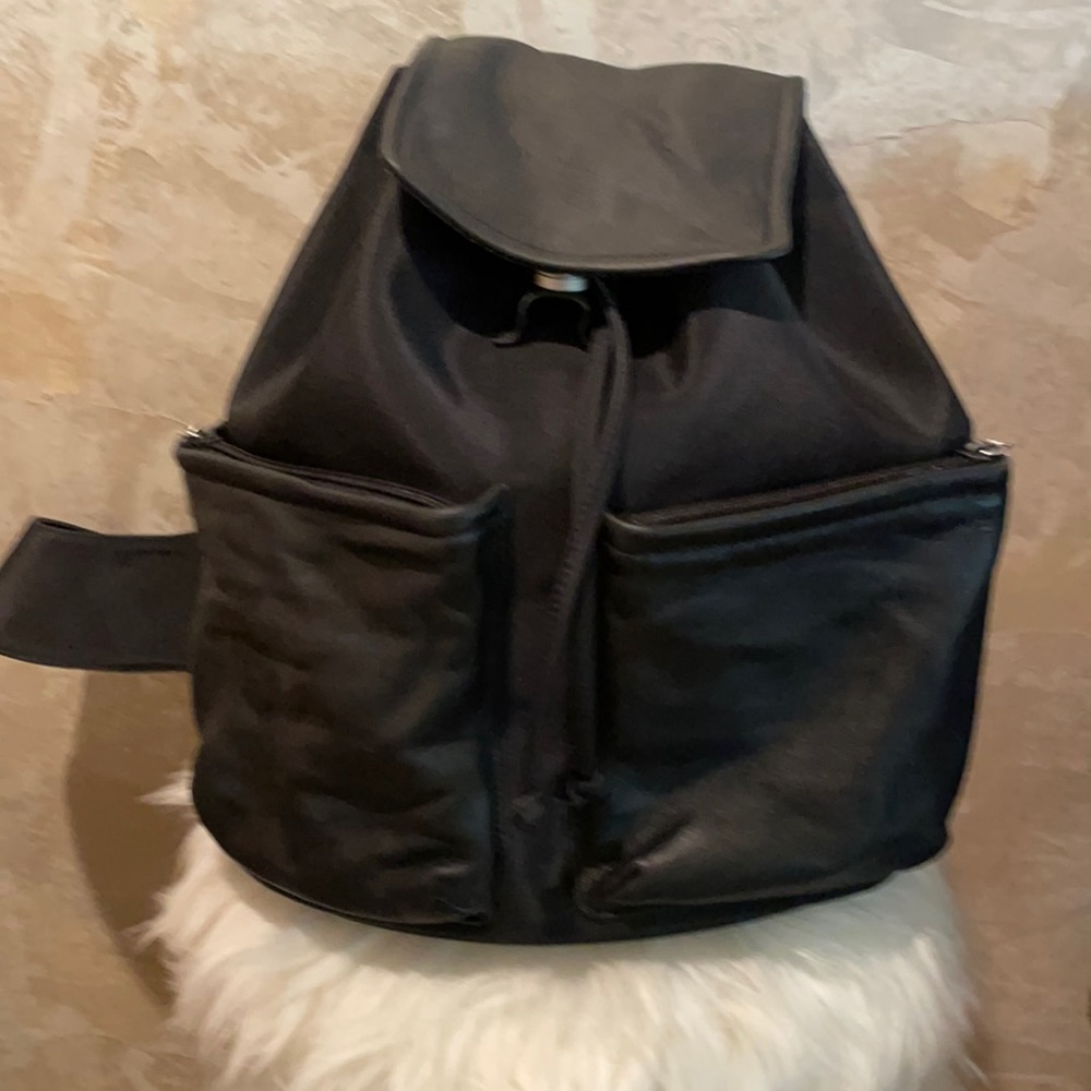 Kenneth Cole Sling Backpack